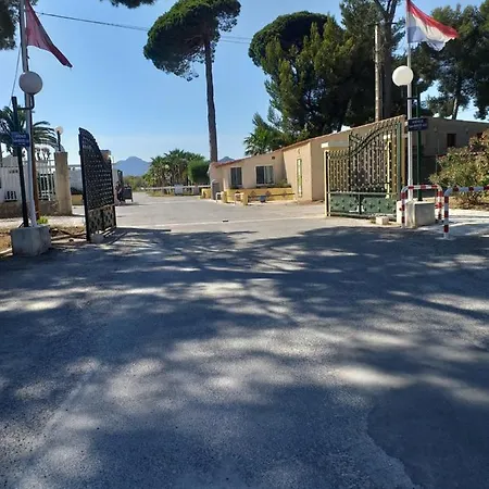 Campings Les Pins Maritime